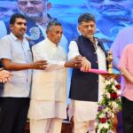 ತಾವು ಉತ್ಪಾದಿಸುವ ವಸ್ತುಗಳಿಗೆ ವಿದೇಶಗಳಲ್ಲಿ ಹೆಚ್ಚಿನ ಬೇಡಿಯಾಗುವ ರೀತಿಯಲ್ಲಿ ತಯಾರಿಸಬೇಕು :-ಜಿಲ್ಲಾ ಉಸ್ತುವಾರಿ ಸಚಿವ ಕೆಹೆಚ್. ಮುನಿಯಪ್ಪ